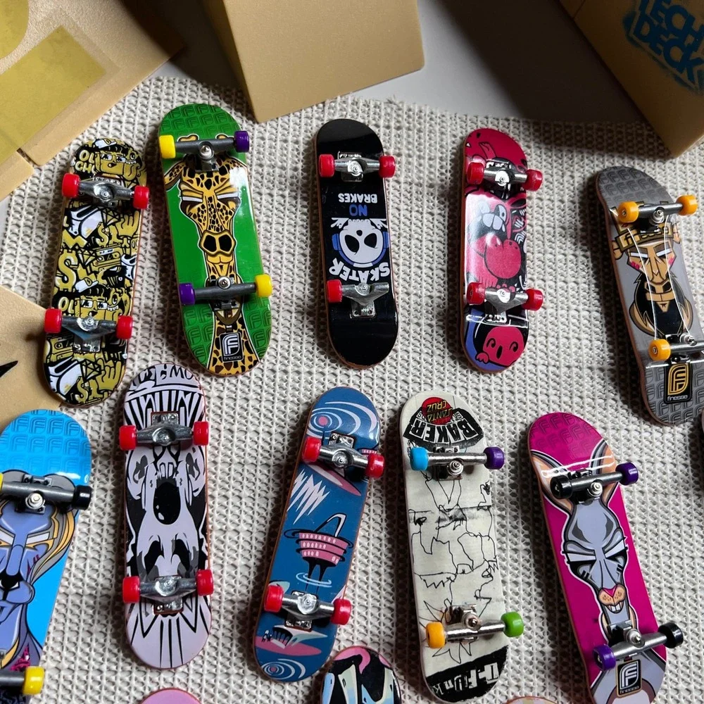 Tech‎ Deck Danny Way Mega Halfpipe Plan B Ramp Set with 15 Fingerboards Lot